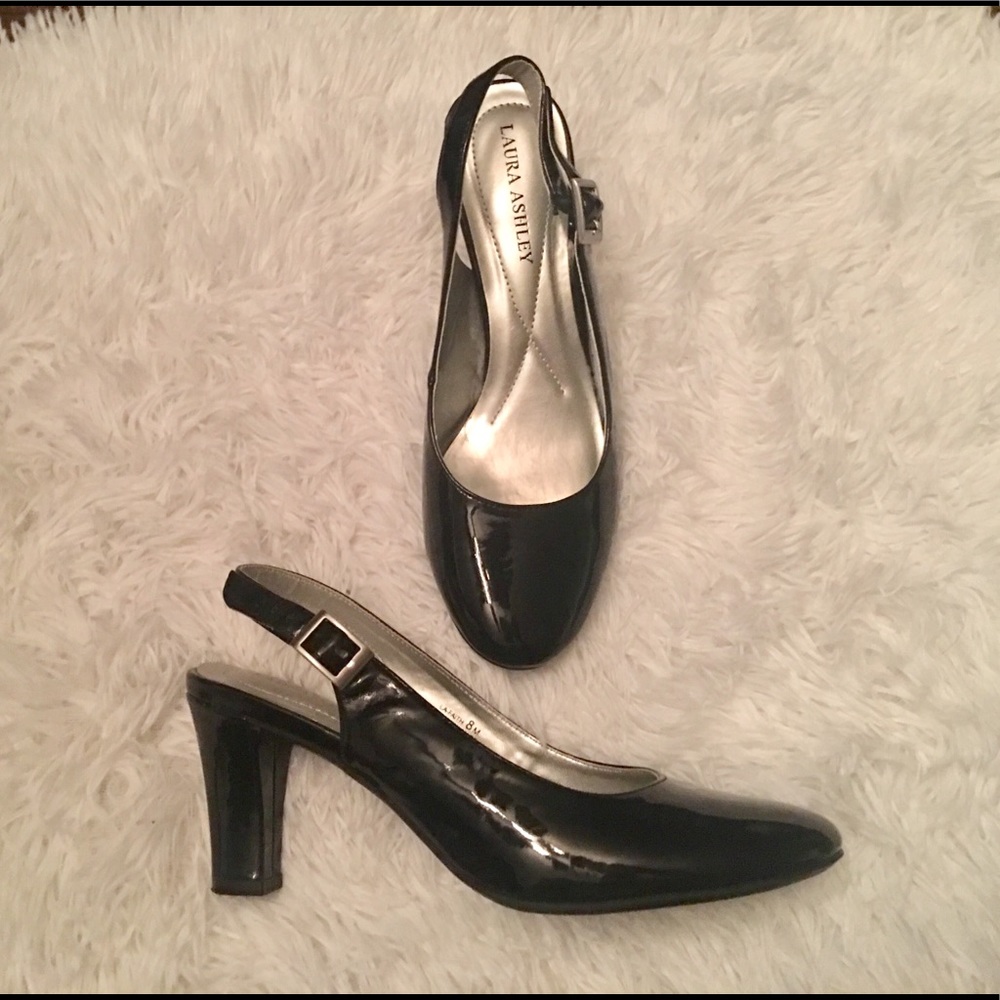 🌹🌹🌹Laura Ashley Heel’s Size 8! 🌹🌹🌹